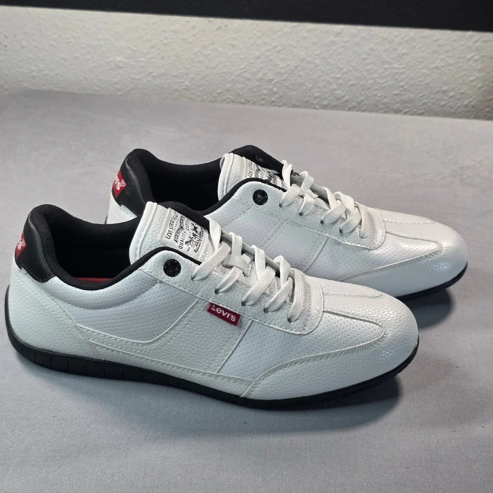 Levis Mens White Low Top Sneakers Comfort Insole Shoes Size 10 New Without box